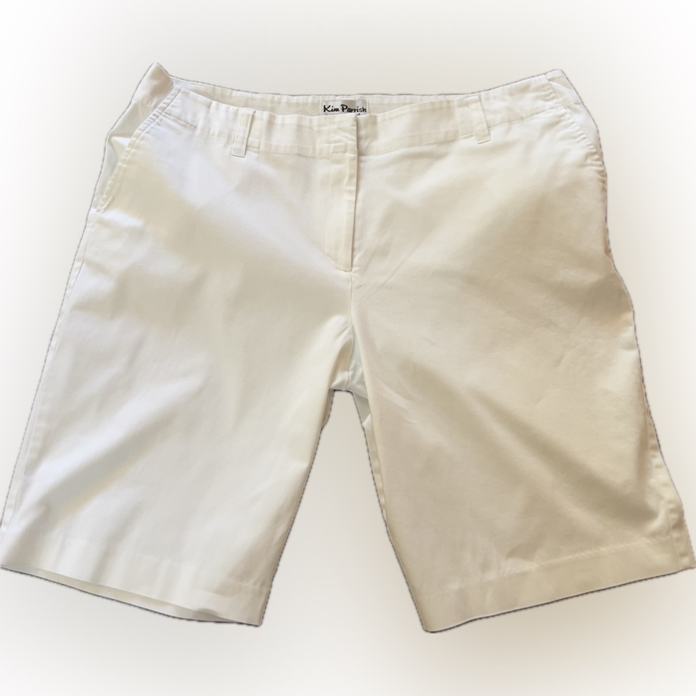 Kim Parrish Collection Womens Shorts White Lightweight Bermuda. Size 14